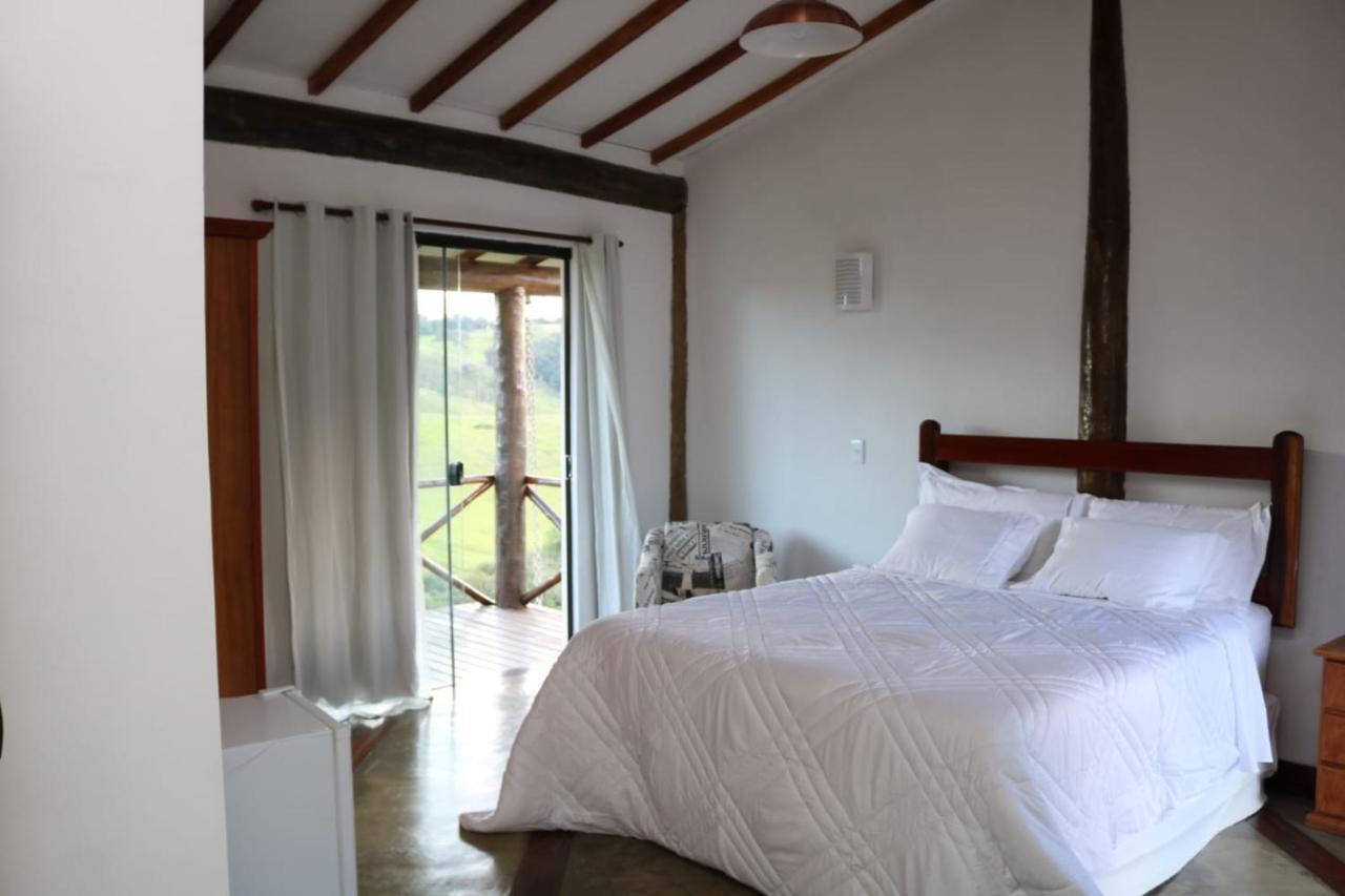 Estalagem Sensacoes Bed and Breakfast Cunha Eksteriør billede